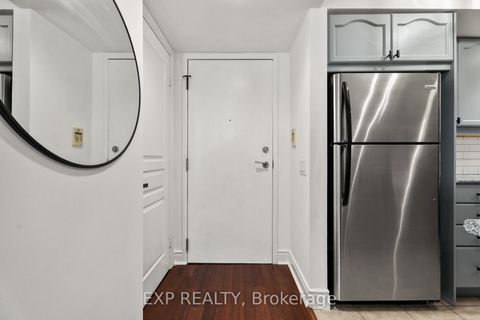 Photo 6 at 1222 - 15 Northtown Way, Willowdale East, Toronto