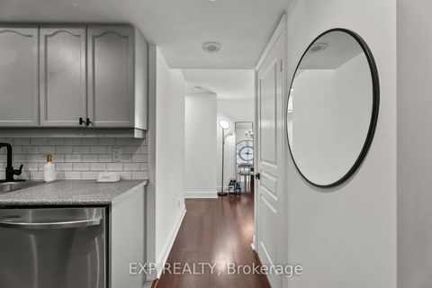Photo 7 at 1222 - 15 Northtown Way, Willowdale East, Toronto