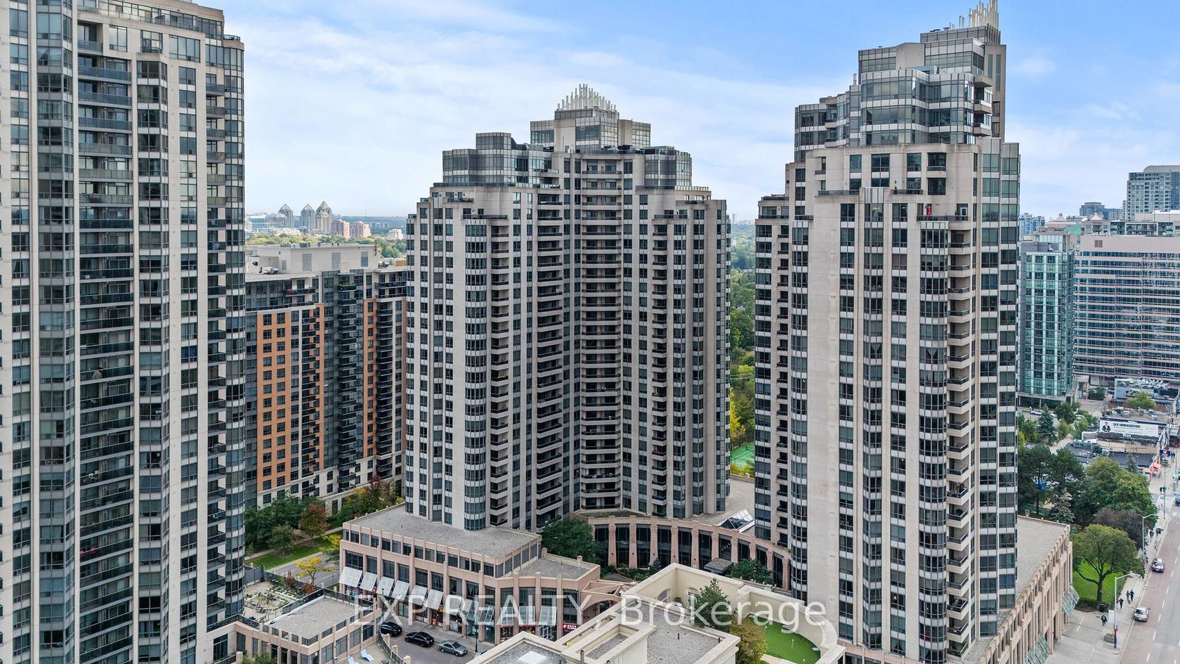 1222 - 15 Northtown Way, Willowdale East, Toronto 