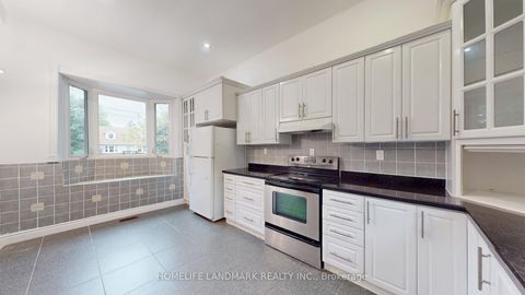 Photo 14 at 47 Dromore Crescent, Newtonbrook West, Toronto