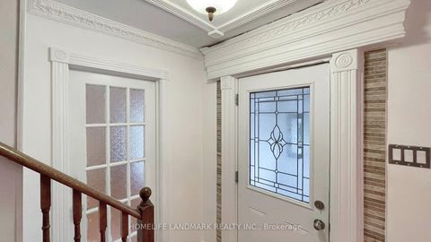 Photo 23 at 47 Dromore Crescent, Newtonbrook West, Toronto