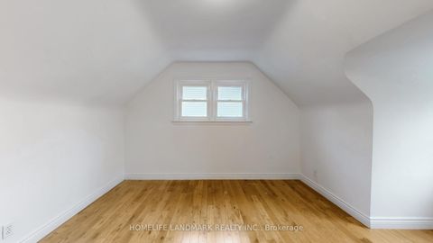 Photo 29 at 47 Dromore Crescent, Newtonbrook West, Toronto