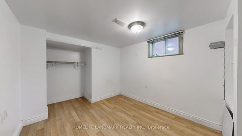 Photo 42 at 47 Dromore Crescent, Newtonbrook West, Toronto