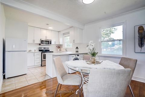 Photo 10 at 181 Searle Avenue, Bathurst Manor, Toronto Photo 10 at 181 Searle Avenue, Bathurst Manor, Toronto