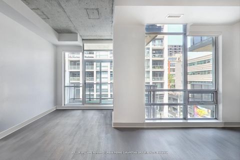 Photo 9 at 520 - 399 Adelaide Street W, Waterfront Communities C1, Toronto