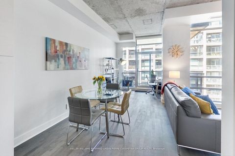 Photo 10 at 520 - 399 Adelaide Street W, Waterfront Communities C1, Toronto