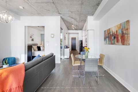 Photo 14 at 520 - 399 Adelaide Street W, Waterfront Communities C1, Toronto