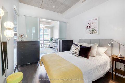 Photo 21 at 520 - 399 Adelaide Street W, Waterfront Communities C1, Toronto