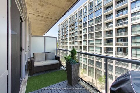 Photo 26 at 520 - 399 Adelaide Street W, Waterfront Communities C1, Toronto