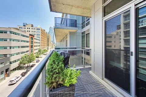 Photo 27 at 520 - 399 Adelaide Street W, Waterfront Communities C1, Toronto