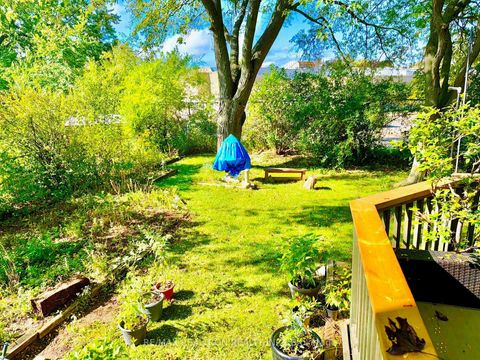 Photo 12 at 22 Montavista Street, Morningside, Toronto