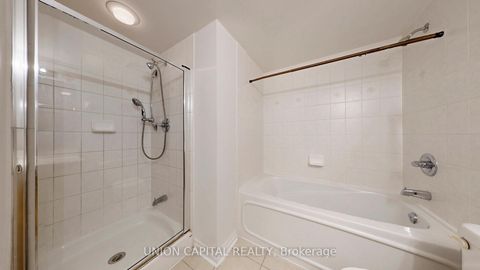 Photo 11 at 1609 - 18 Kenaston Gardens, Bayview Village, Toronto