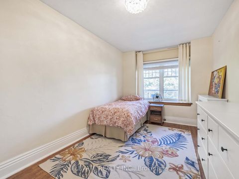 Photo 16 at 127 Westminster Avenue, Swansea, Toronto Photo 16 at 127 Westminster Avenue, Swansea, Toronto