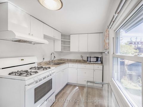 Photo 25 at 127 Westminster Avenue, Swansea, Toronto