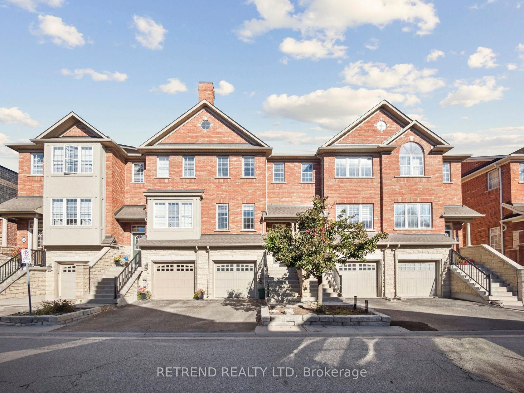 26 Golden Spruce Lane, Maple, Vaughan 