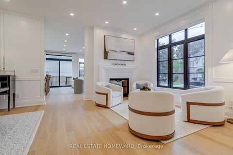 Photo 4 at 5 Taylor Drive, East York, Toronto