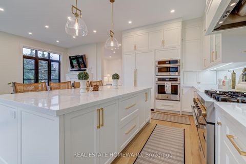 Photo 15 at 5 Taylor Drive, East York, Toronto