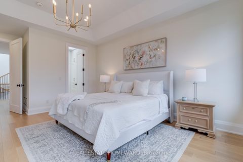 Photo 20 at 5 Taylor Drive, East York, Toronto