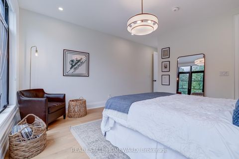 Photo 26 at 5 Taylor Drive, East York, Toronto