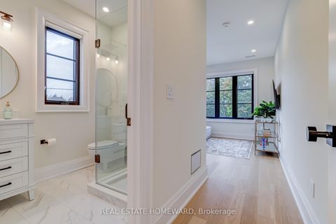 Photo 28 at 5 Taylor Drive, East York, Toronto