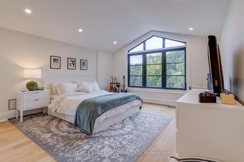 Photo 37 at 5 Taylor Drive, East York, Toronto