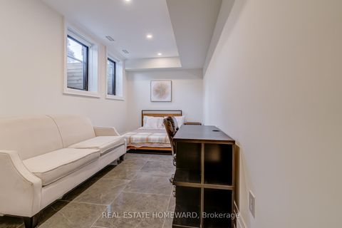 Photo 39 at 5 Taylor Drive, East York, Toronto