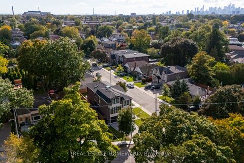 Photo 48 at 5 Taylor Drive, East York, Toronto