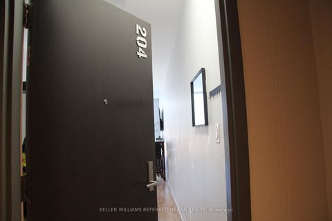 Photo 3 at 204 - 569 King Street E, Moss Park, Toronto