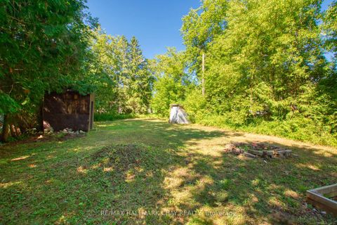 Photo 3 at 956 Carson Avenue, Lefroy, Innisfil