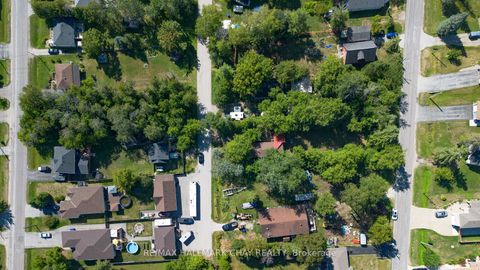Photo 7 at 956 Carson Avenue, Lefroy, Innisfil