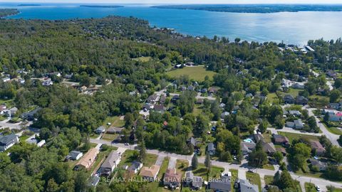 Photo 8 at 956 Carson Avenue, Lefroy, Innisfil Photo 8 at 956 Carson Avenue, Lefroy, Innisfil