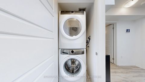 Photo 15 at 8 - 171 William Duncan Road, CFB, Toronto