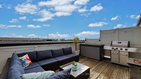 Photo 18 at 8 - 171 William Duncan Road, CFB, Toronto