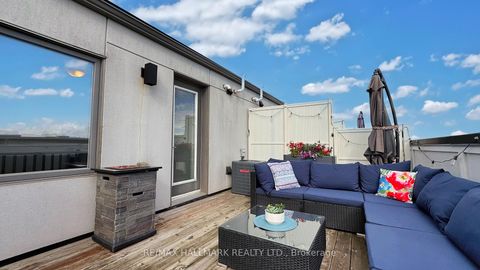 Photo 21 at 8 - 171 William Duncan Road, CFB, Toronto