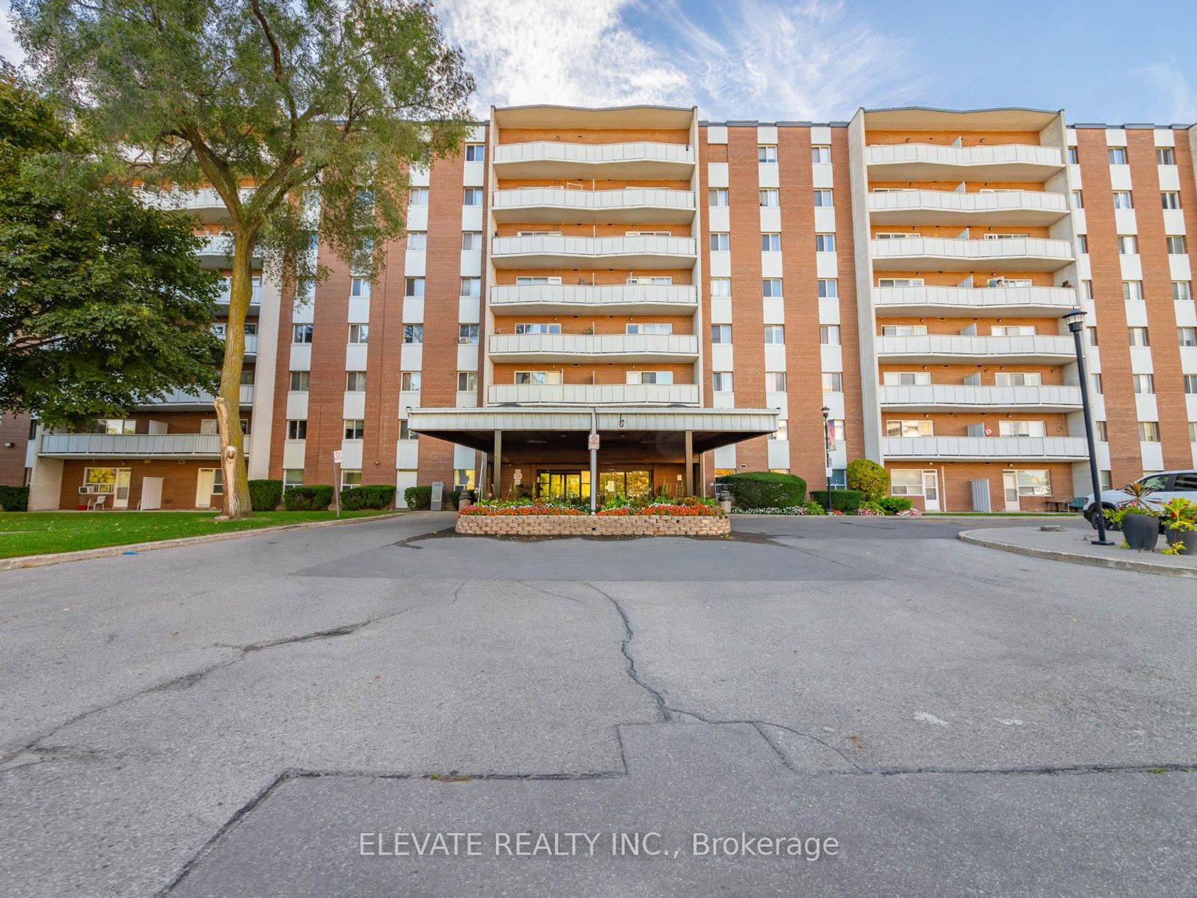 612 - 1660 Bloor Street E, Applewood, Mississauga 