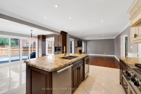 Photo 12 at 26 Cowles Court, Mill Pond, Richmond Hill