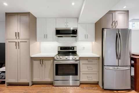 Photo 35 at 26 Cowles Court, Mill Pond, Richmond Hill