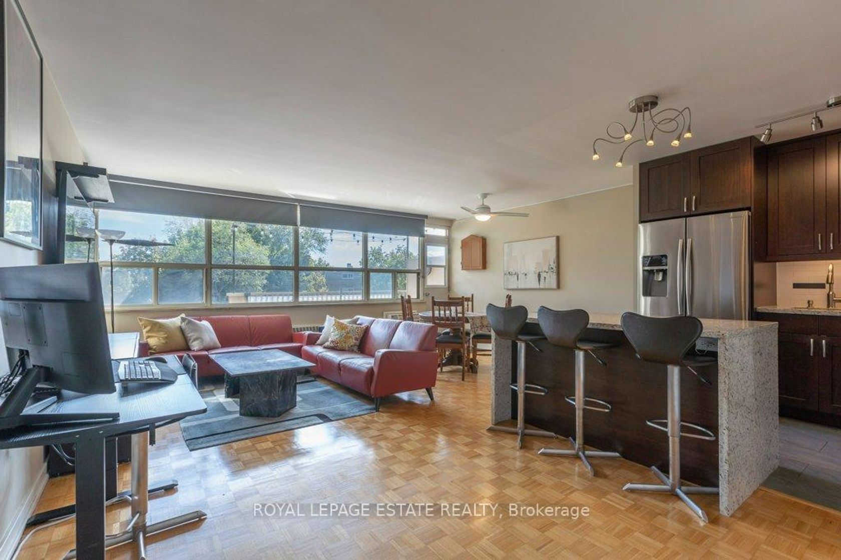 305 - 160 The Donway W, Don Mills, Toronto 