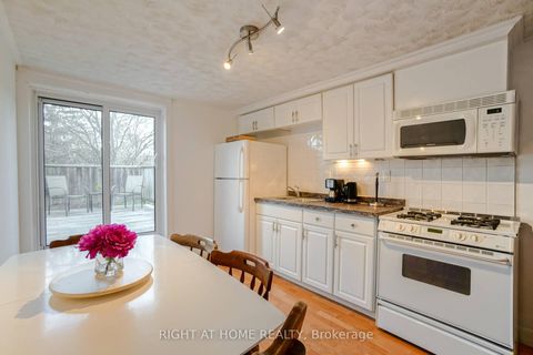 Photo 9 at 125 Lisgar Street, Little Portugal, Toronto