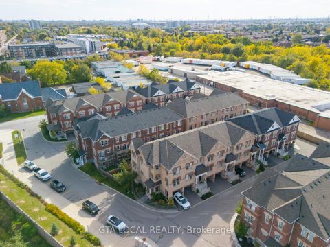 Photo 3 at 31 - 10 Porter Avenue W, West Woodbridge, Vaughan