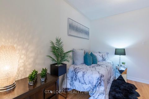 Photo 26 at 31 - 10 Porter Avenue W, West Woodbridge, Vaughan