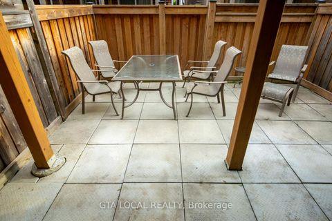 Photo 34 at 31 - 10 Porter Avenue W, West Woodbridge, Vaughan