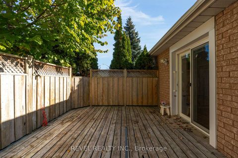 Photo 17 at 290 Cundles Road W, Northwest, Barrie