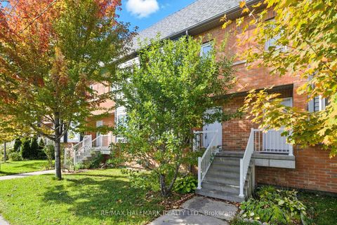Photo 1 at 13 - 970 Brimley Road, Bendale, Toronto
