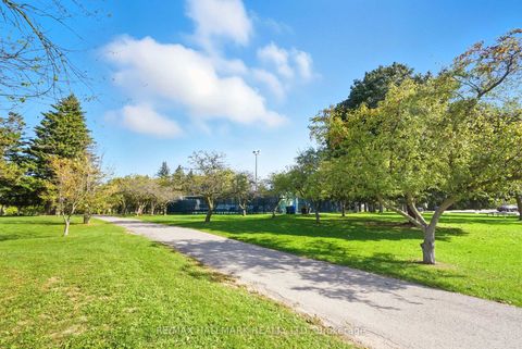 Photo 38 at 13 - 970 Brimley Road, Bendale, Toronto