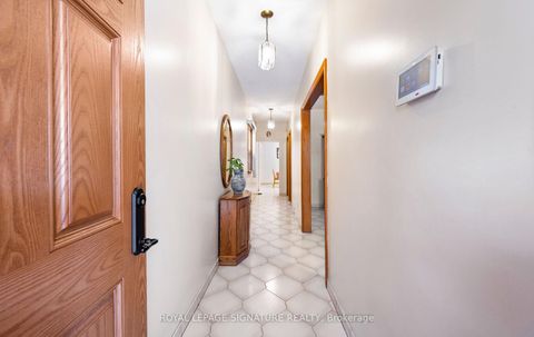 Photo 7 at 69 Chambers Avenue, Pellam Park, Toronto