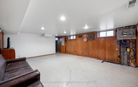 Photo 40 at 69 Chambers Avenue, Pellam Park, Toronto