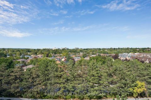 Photo 31 at 826 - 32 Clarissa Drive, Harding, Richmond Hill
