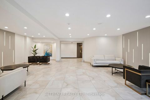 Photo 32 at 826 - 32 Clarissa Drive, Harding, Richmond Hill