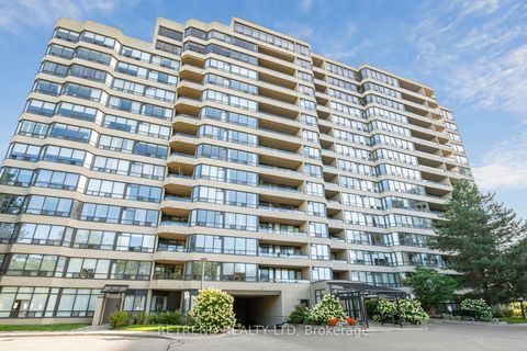Photo 46 at 826 - 32 Clarissa Drive, Harding, Richmond Hill